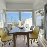 Luna 17 Apartment *